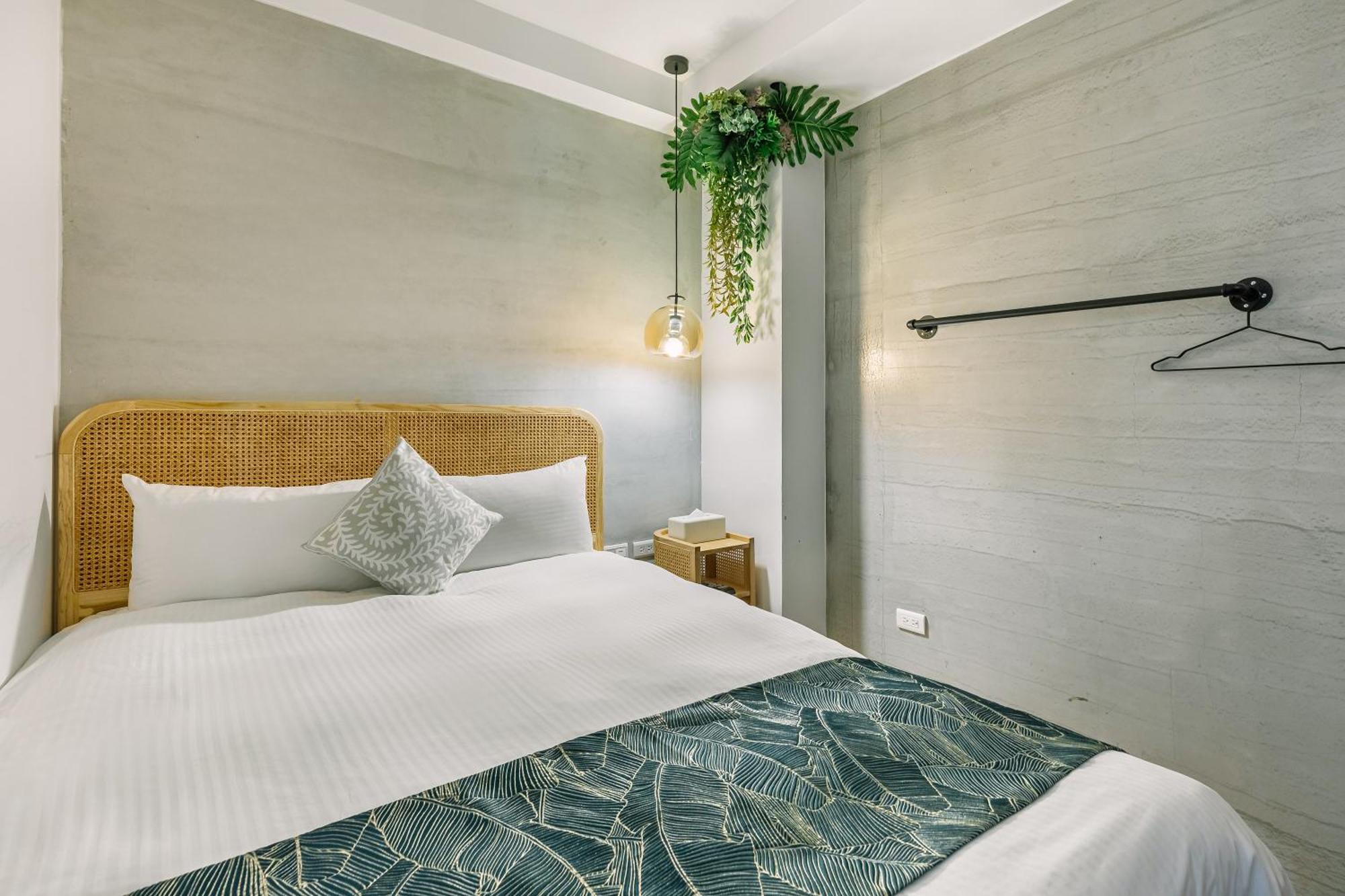 Hotel Nan Nan Kaohsiung Esterno foto
