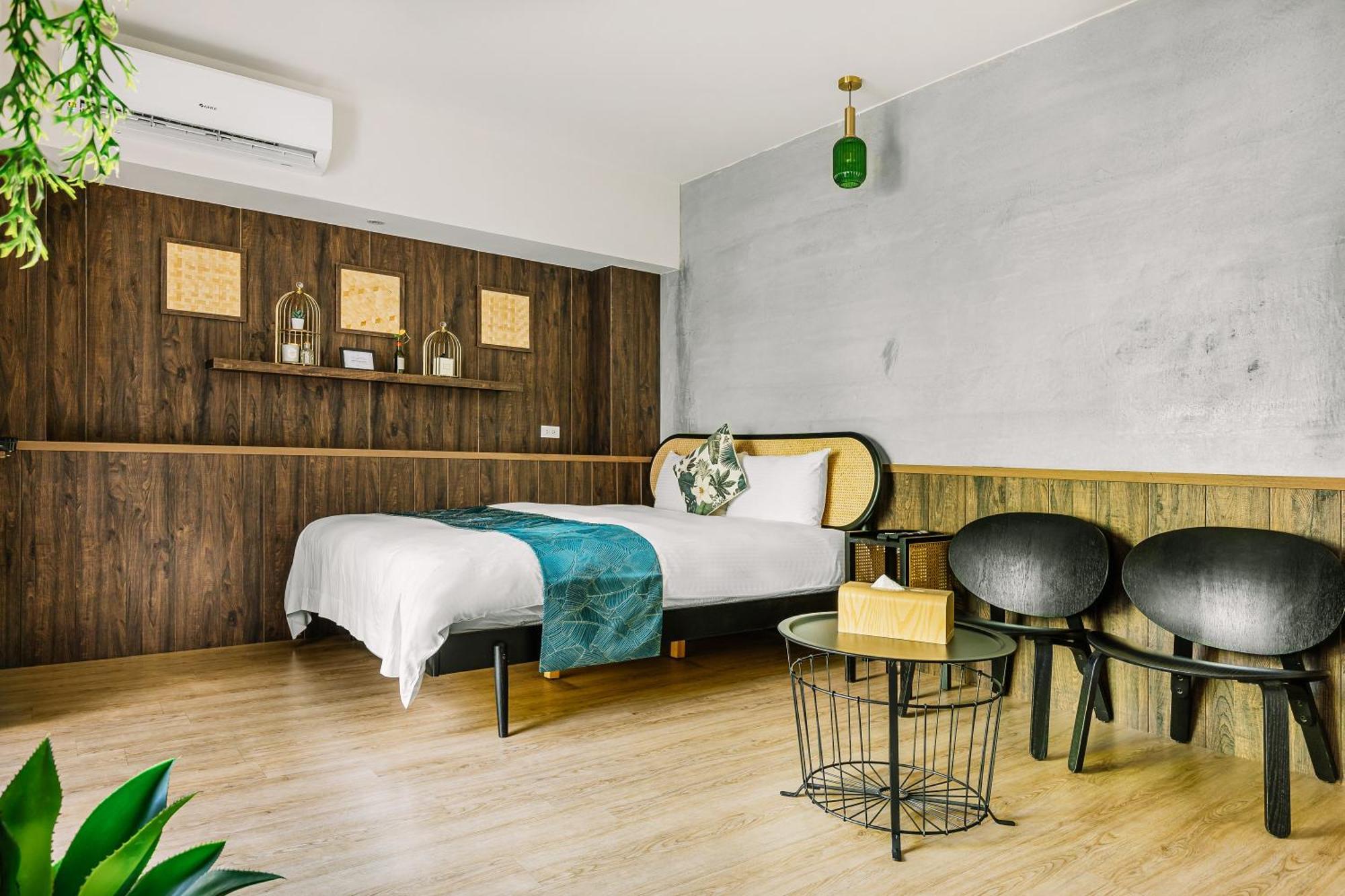 Hotel Nan Nan Kaohsiung Esterno foto