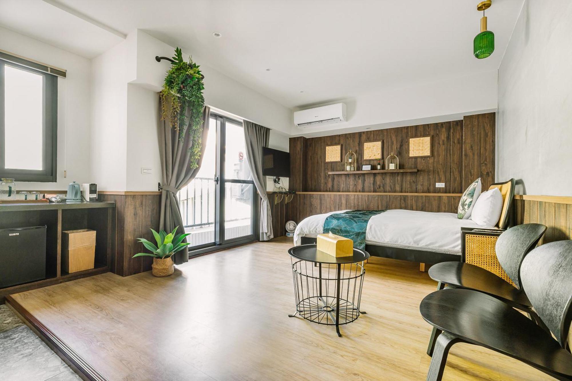 Hotel Nan Nan Kaohsiung Esterno foto