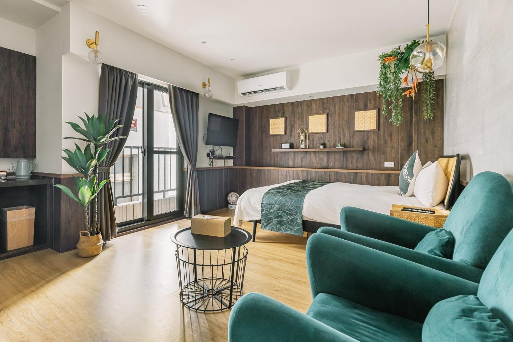 Hotel Nan Nan Kaohsiung Esterno foto